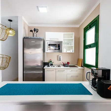 아파트 Canaima Corner With Heated Pool *