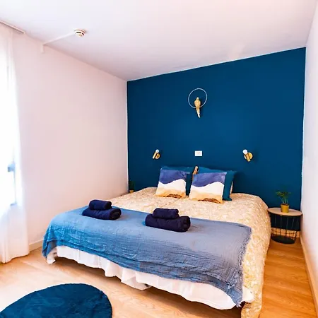 아파트 Canaima Corner With Heated Pool *